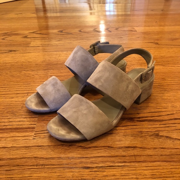 Vince Shoes - Vince suede sandals